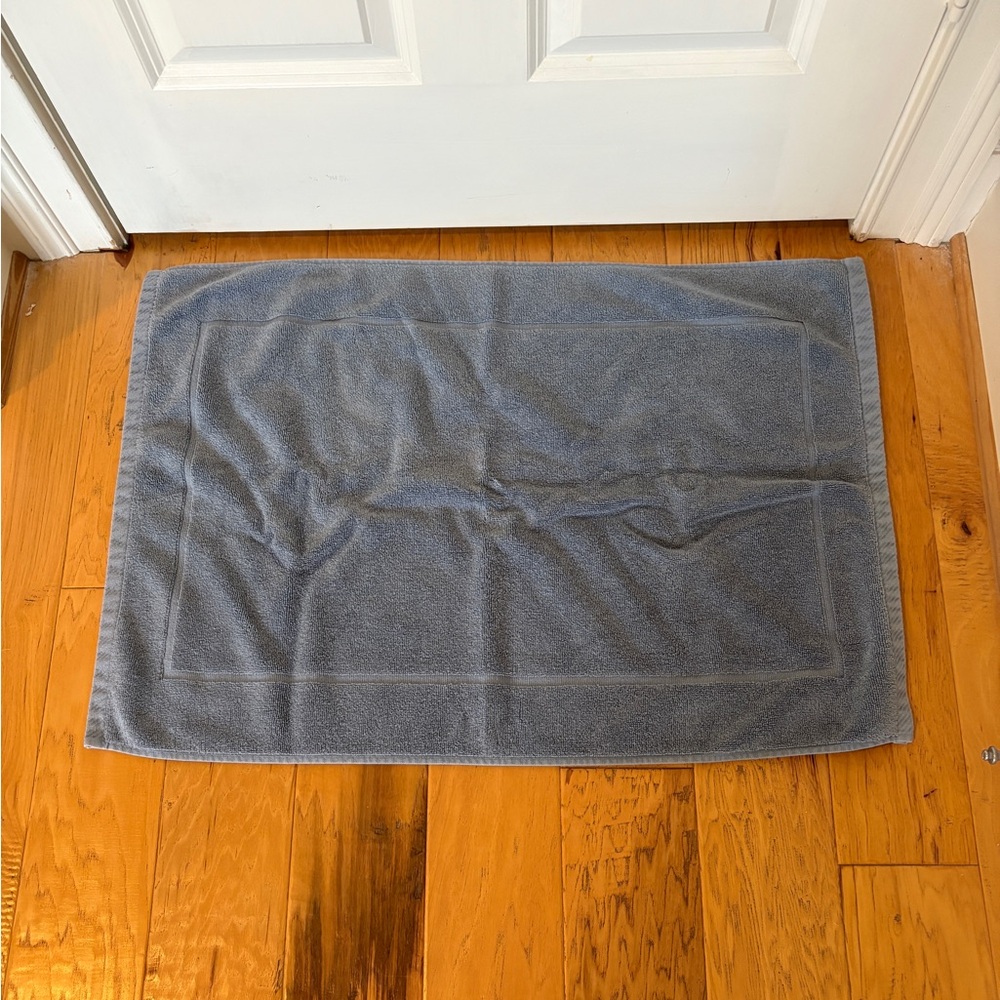 Gray Bath Mat